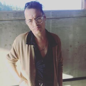 Meet your Posher, Marshall